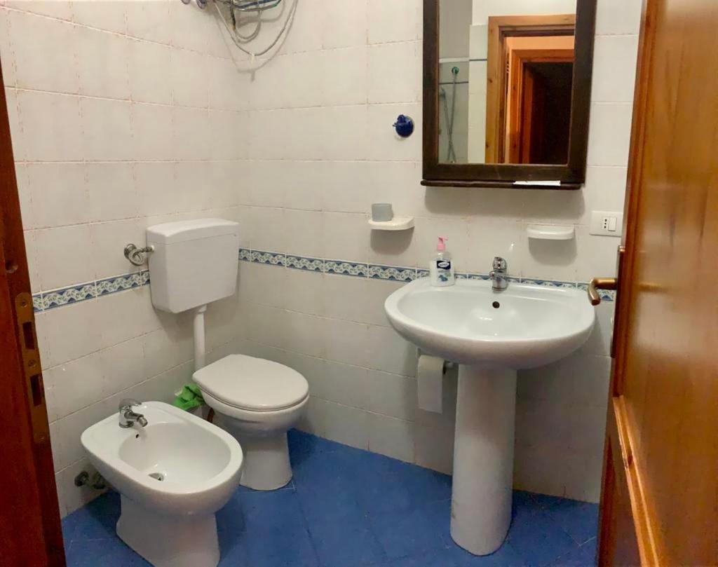 Appartamento Al Centro Di Ustica Isola di Ustica Εξωτερικό φωτογραφία